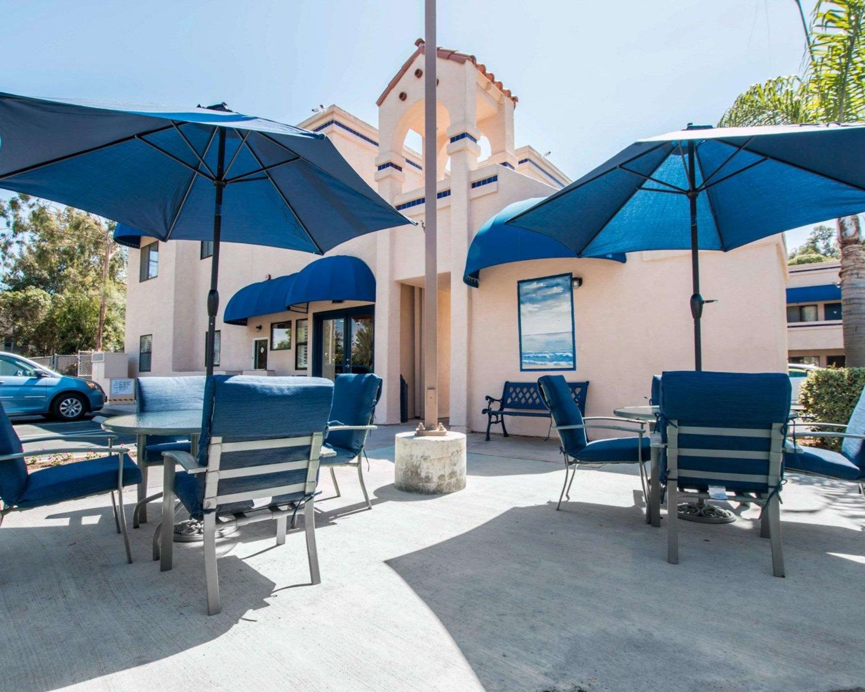 Relaxing patio area | Rodeway Inn Encinitas North
