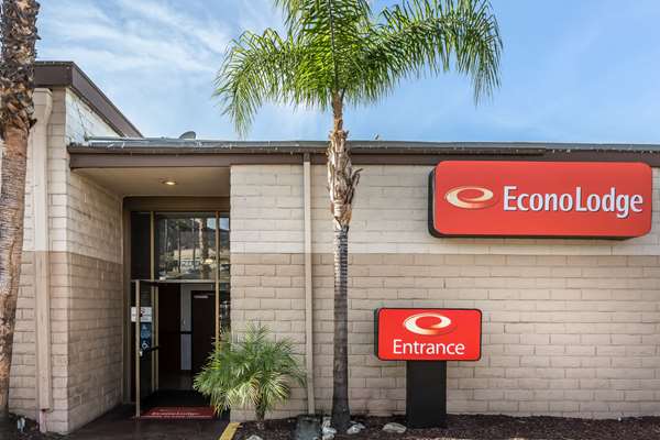 Exterior view - Econo Lodge Lake Elsinore - I-15, Exit 73