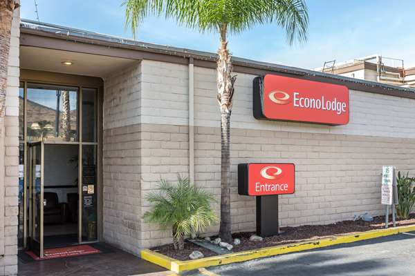 Exterior view - Econo Lodge Lake Elsinore - I-15, Exit 73