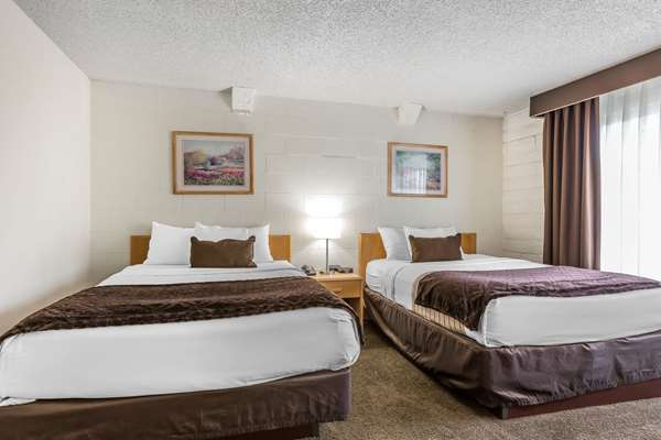  - Econo Lodge Lake Elsinore - I-15, Exit 73