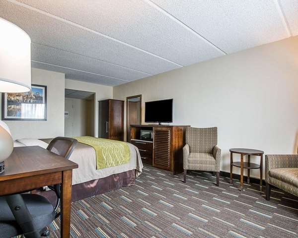 Suite - Comfort Inn & Suites Chula Vista - I-805, Exits 7 & 7C