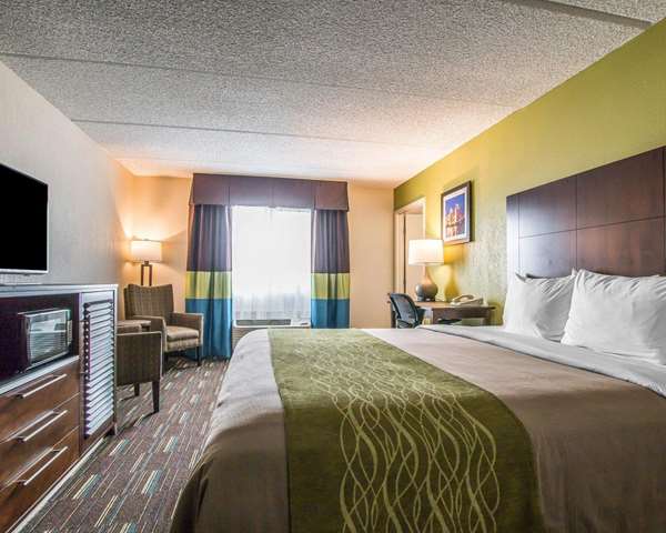 Suite - Comfort Inn & Suites Chula Vista - I-805, Exits 7 & 7C
