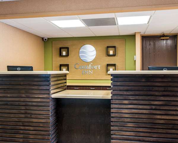  - Comfort Inn & Suites Chula Vista - I-805, Exits 7 & 7C