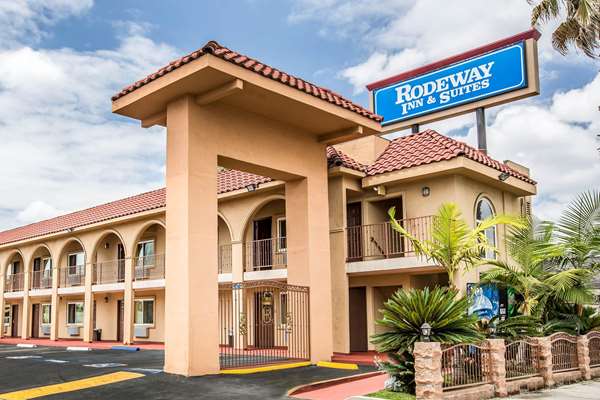 Exterior view - Rodeway Inn & Suites Bellflower