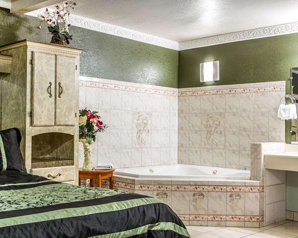 Suite - Rodeway Inn Chico