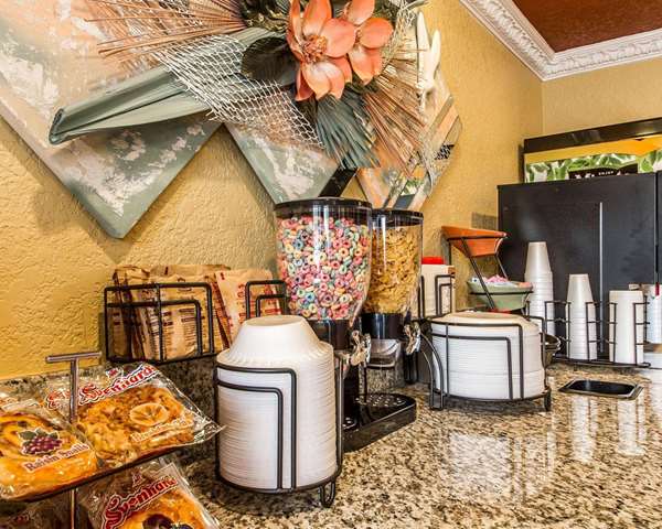 Amenities - Rodeway Inn Chico