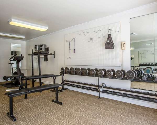 Fitness/ Exercise Room - Clarion Inn Ridgecrest