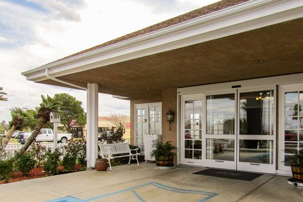 Exterior view - Clarion Inn Ridgecrest