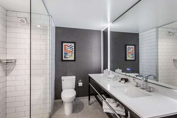  - Cambria Hotel LAX Airport El Segundo