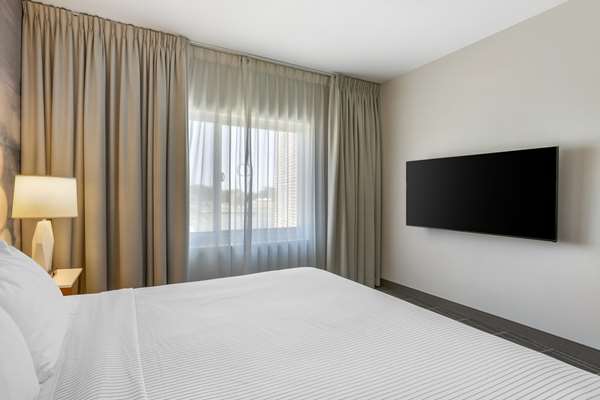 Suite - Cambria Hotel LAX Airport El Segundo