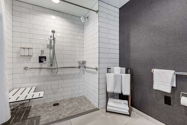  - Cambria Hotel LAX Airport El Segundo