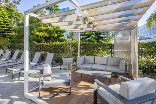 Pool - Cambria Hotel LAX Airport El Segundo