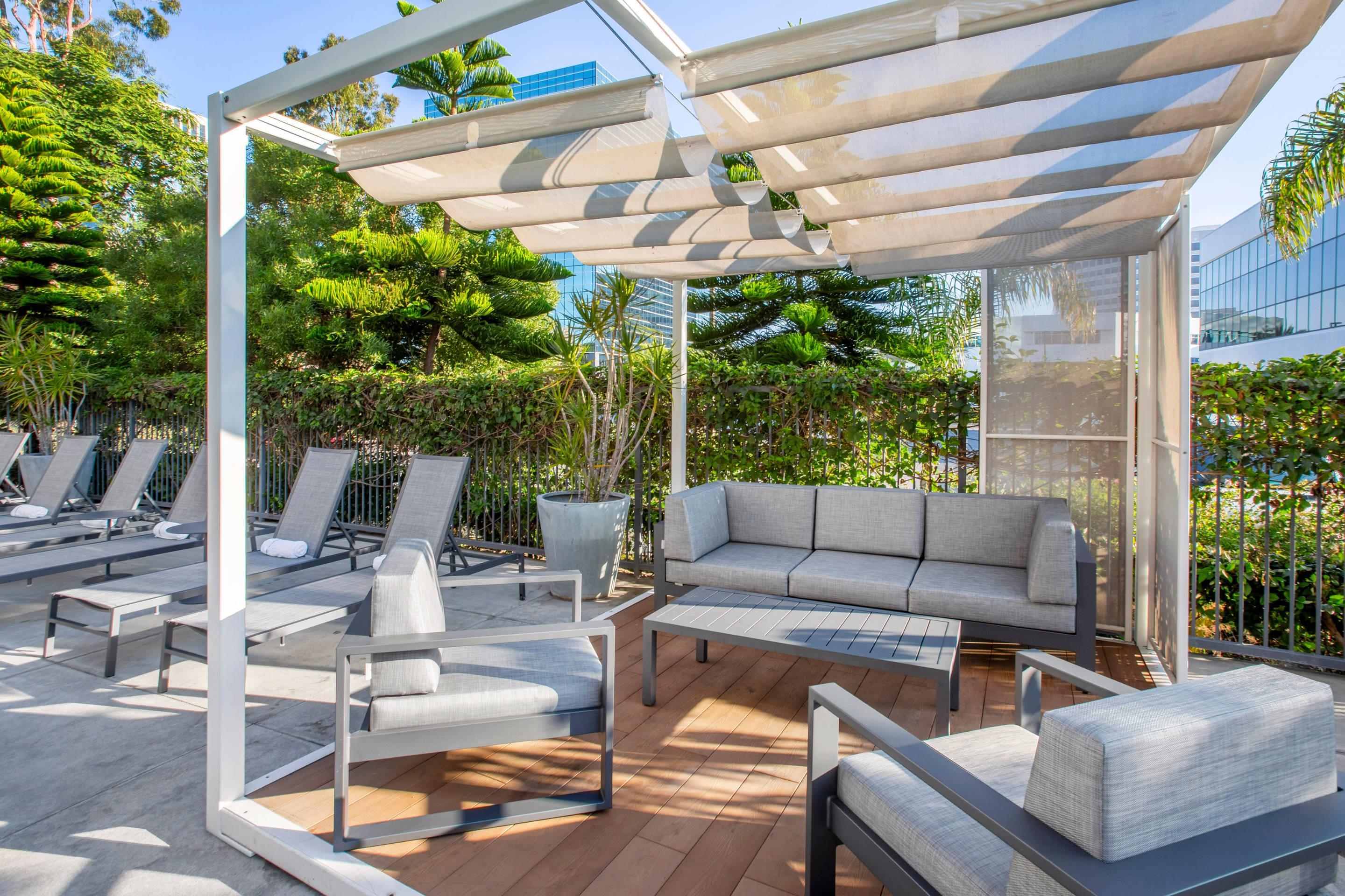 Relax by the pool | Cambria Hotel LAX