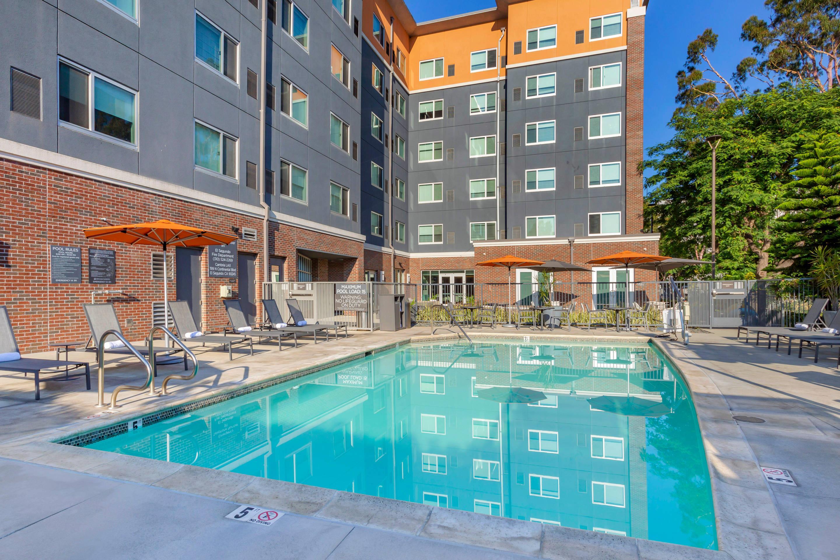 Outdoor pool | Cambria Hotel LAX