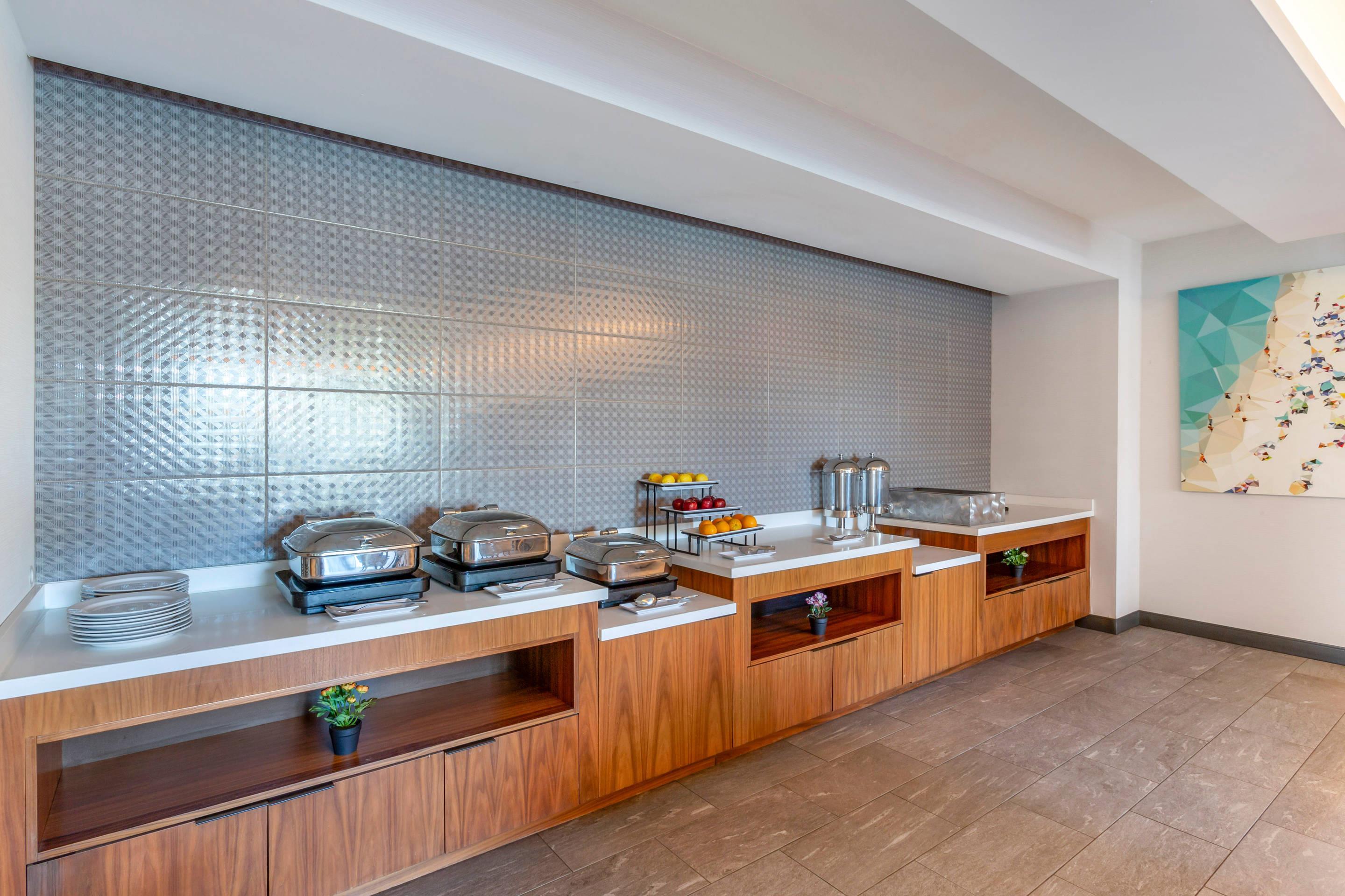 Meeting room | Cambria Hotel LAX