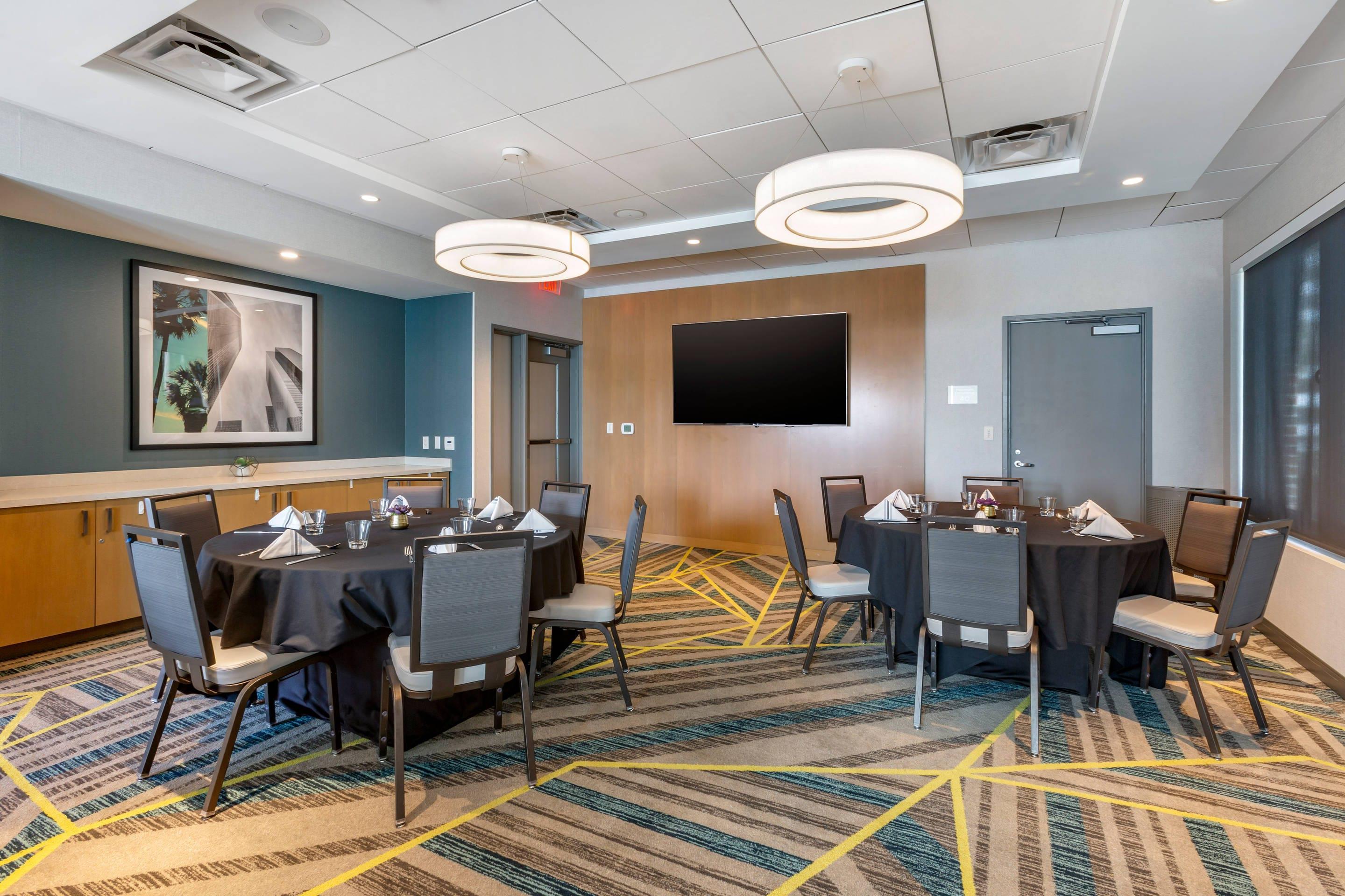 Meeting room | Cambria Hotel LAX