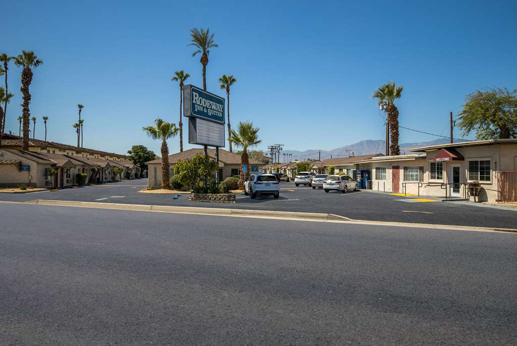 Rodeway Inn & Suites