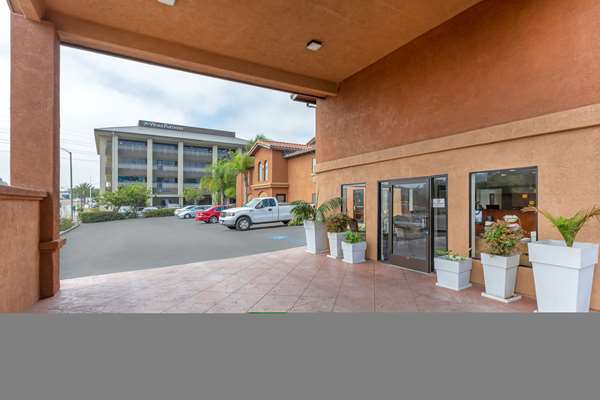 Exterior view - Quality Inn & Suites Oceanside