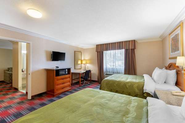 Suite - Quality Inn & Suites Oceanside
