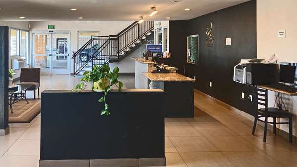  - Quality Inn & Suites Bakersfield