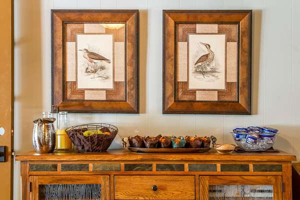 Amenities - Sierra Sky Ranch Hotel Oakhurst