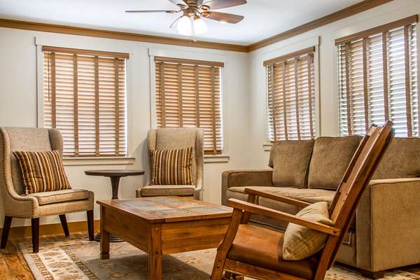 Suite - Sierra Sky Ranch Hotel Oakhurst