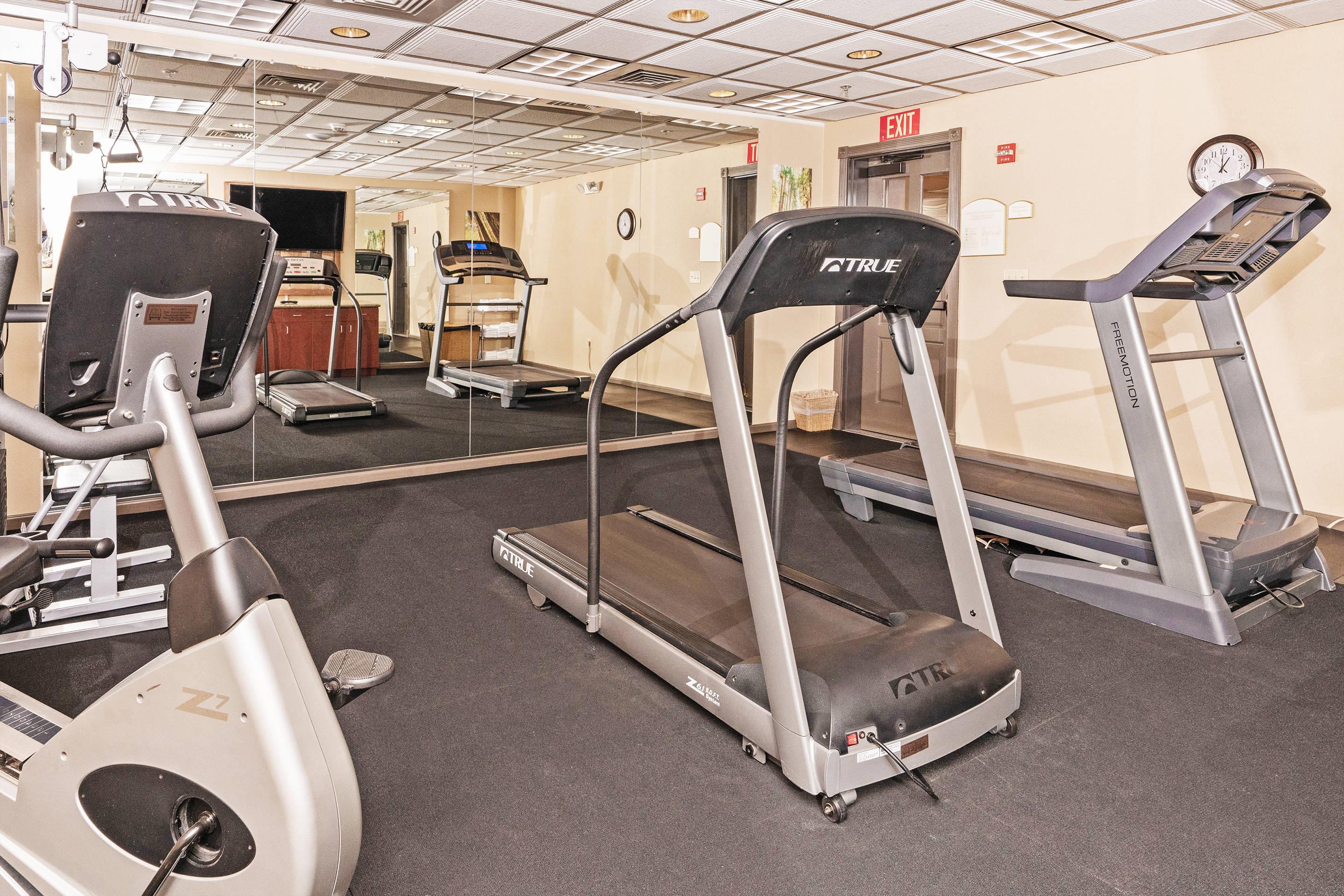 Fitness center | Gold Miners Inn Grass Valley, Ascend Hotel Collection
