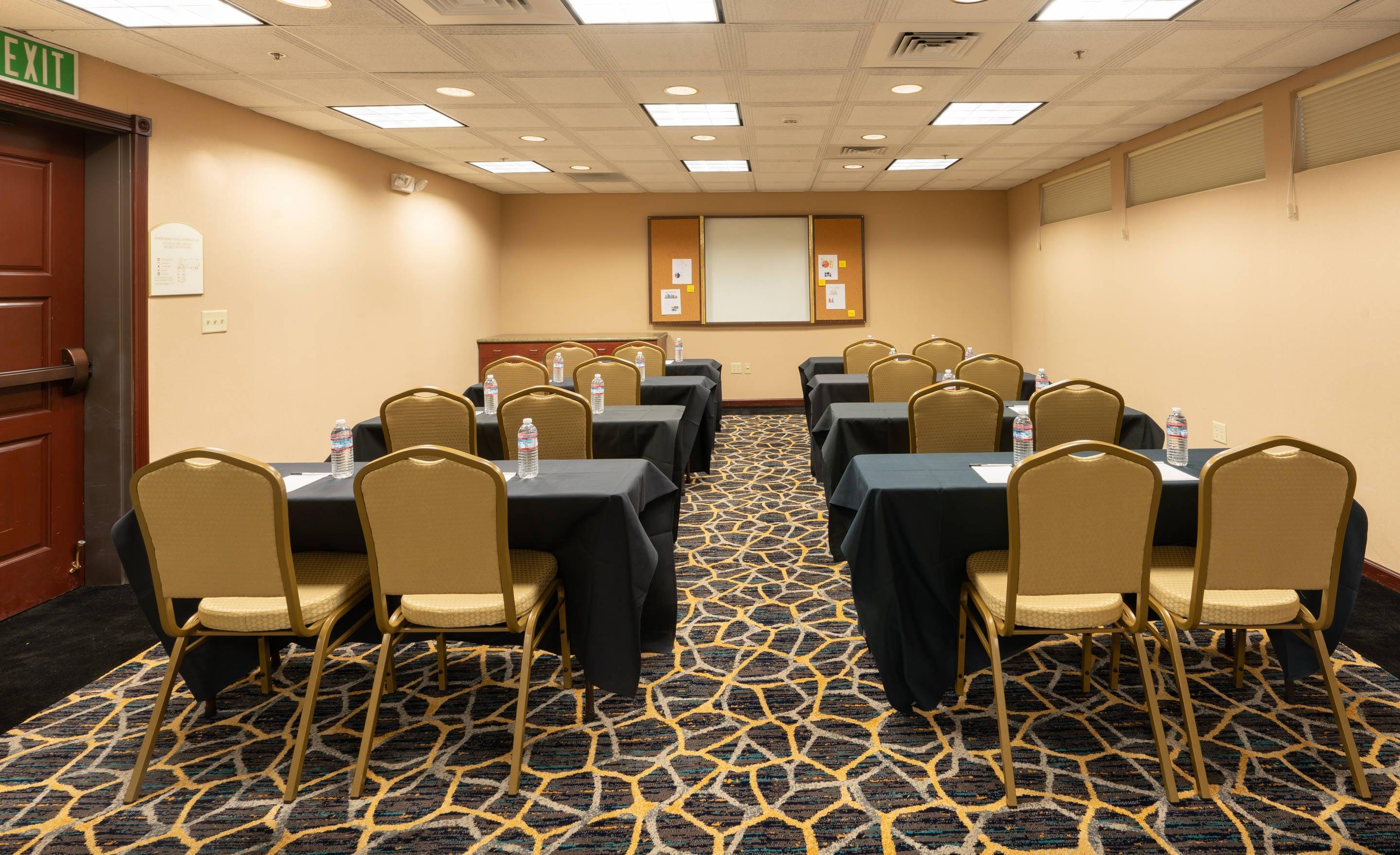 Meeting room | Gold Miners Inn Grass Valley, Ascend Hotel Collection