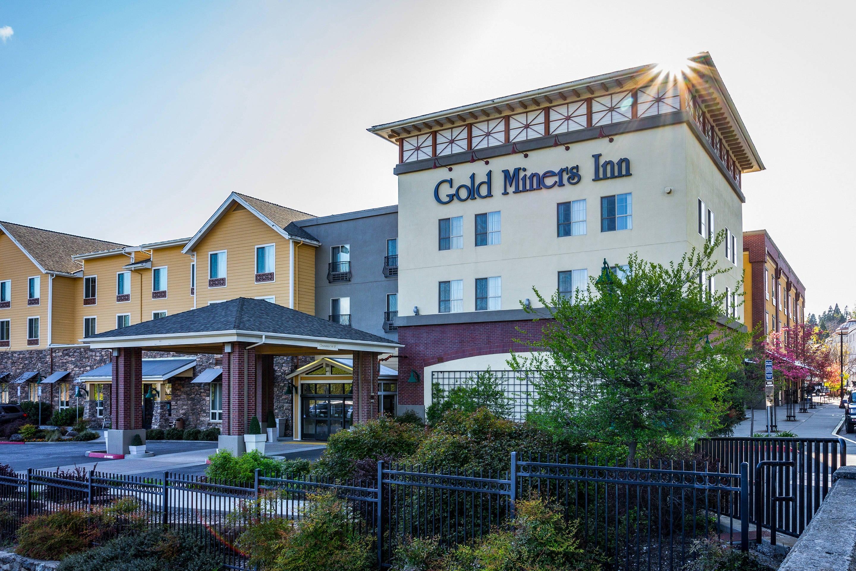 Hotel exterior | Gold Miners Inn Grass Valley, Ascend Hotel Collection