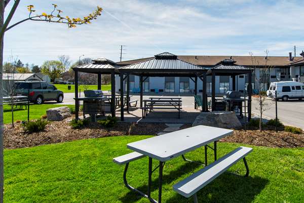 Exterior view - Comfort Inn St Thomas