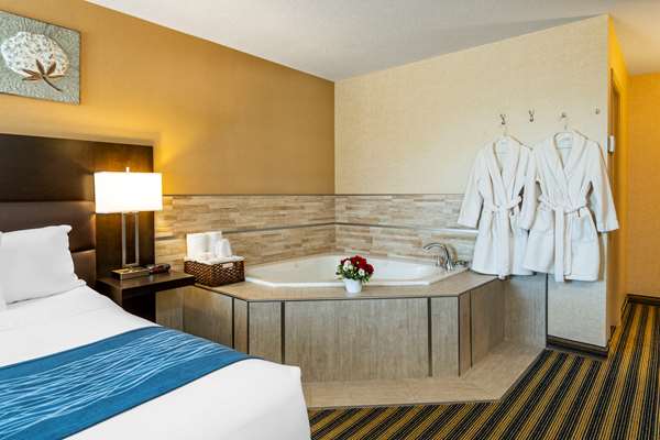 Suite - Comfort Inn St Thomas