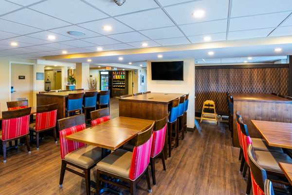 Amenities - Comfort Inn St Thomas