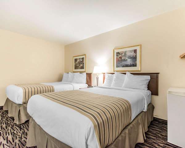 - Econo Lodge New Liskeard