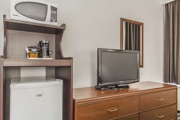  - Comfort Inn & Suites Moose Jaw