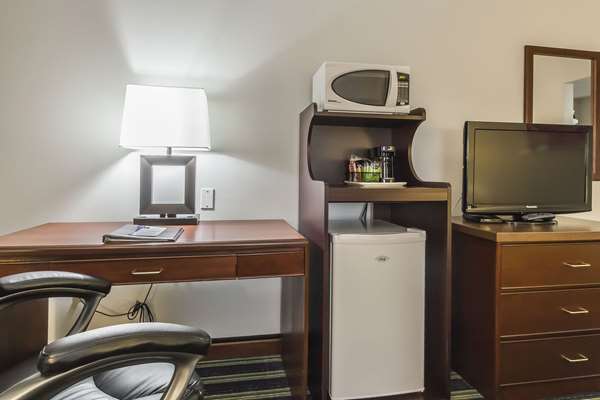  - Comfort Inn & Suites Moose Jaw