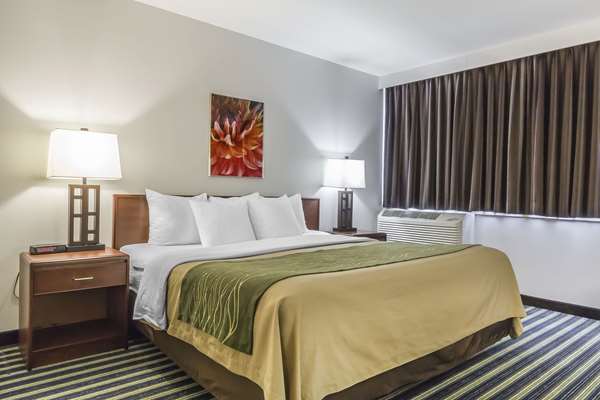  - Comfort Inn & Suites Moose Jaw