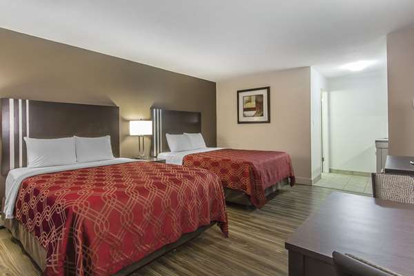  - Econo Lodge Inn & Suites Lethbridge