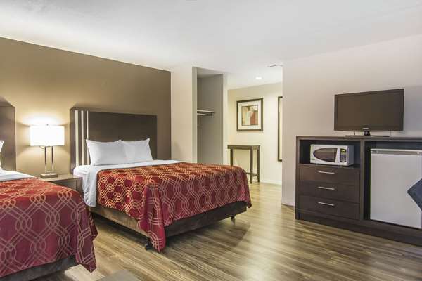  - Econo Lodge Inn & Suites Lethbridge