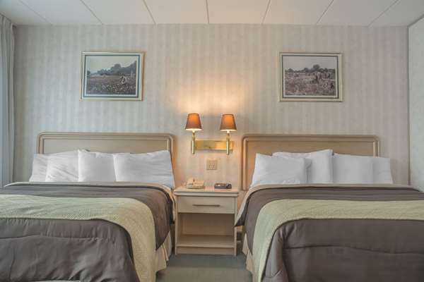  - Rodeway Inn Fallsview Niagara Falls