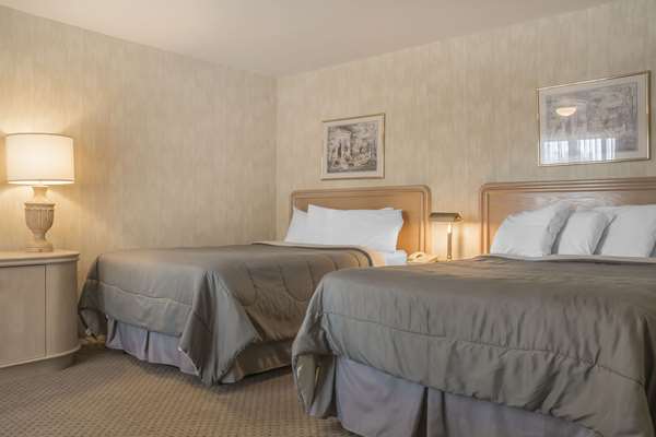  - Rodeway Inn Fallsview Niagara Falls