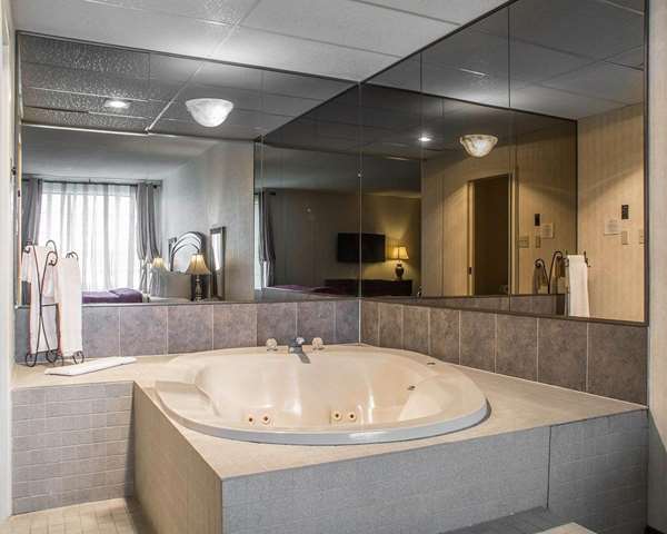  - Quality Inn & Suites Woodstock