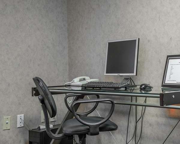 Conference Area - Quality Inn & Suites Woodstock