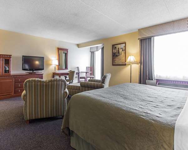  - Quality Inn Bay Front Sault Ste Marie