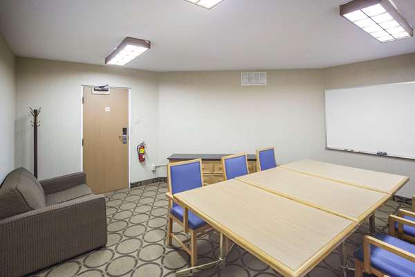  - Comfort Inn West Edmonton