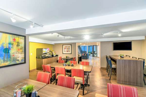 Amenities - Comfort Inn Winnipeg Airport