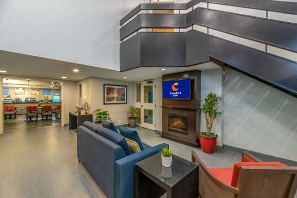  - Comfort Inn Winnipeg Airport