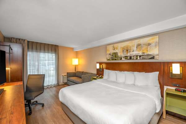  - Comfort Inn Winnipeg Airport