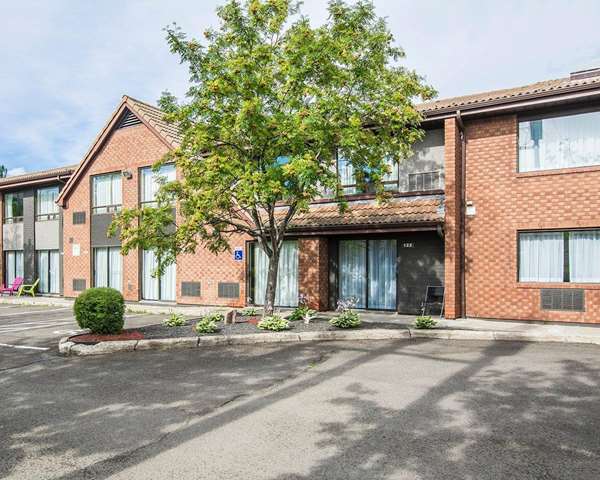 Exterior view - Comfort Inn Campbellton