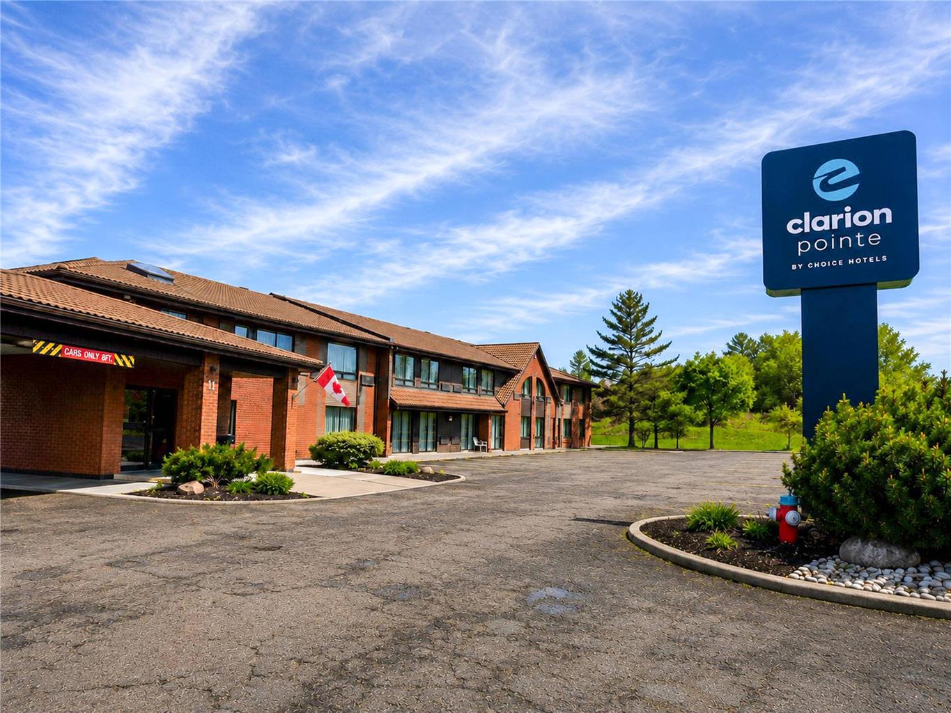 Clarion Pointe