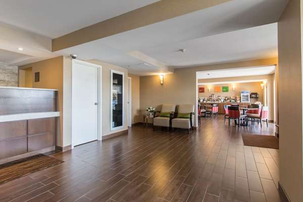  - Comfort Inn Dartmouth